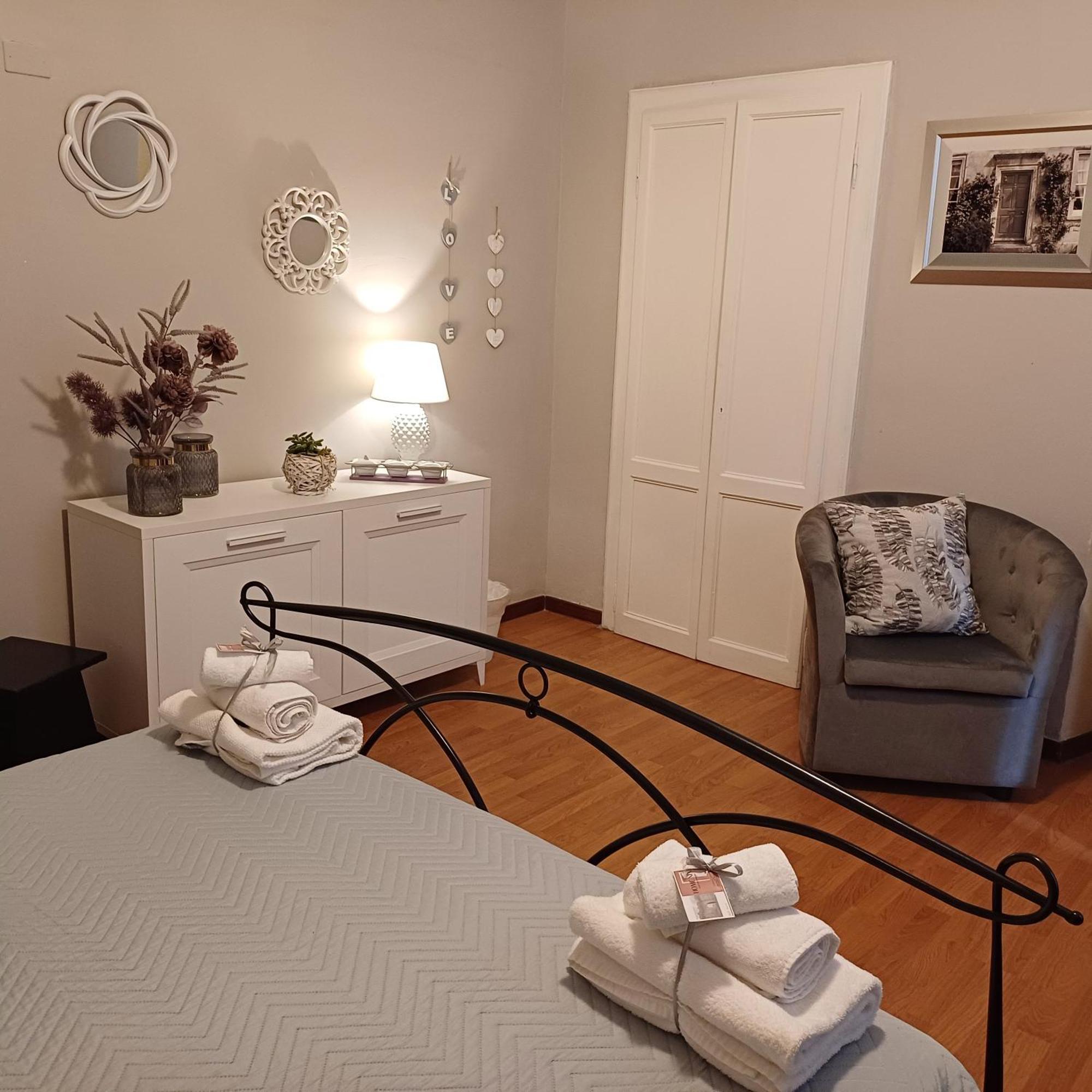 B&B Home XIX Нарні Номер фото