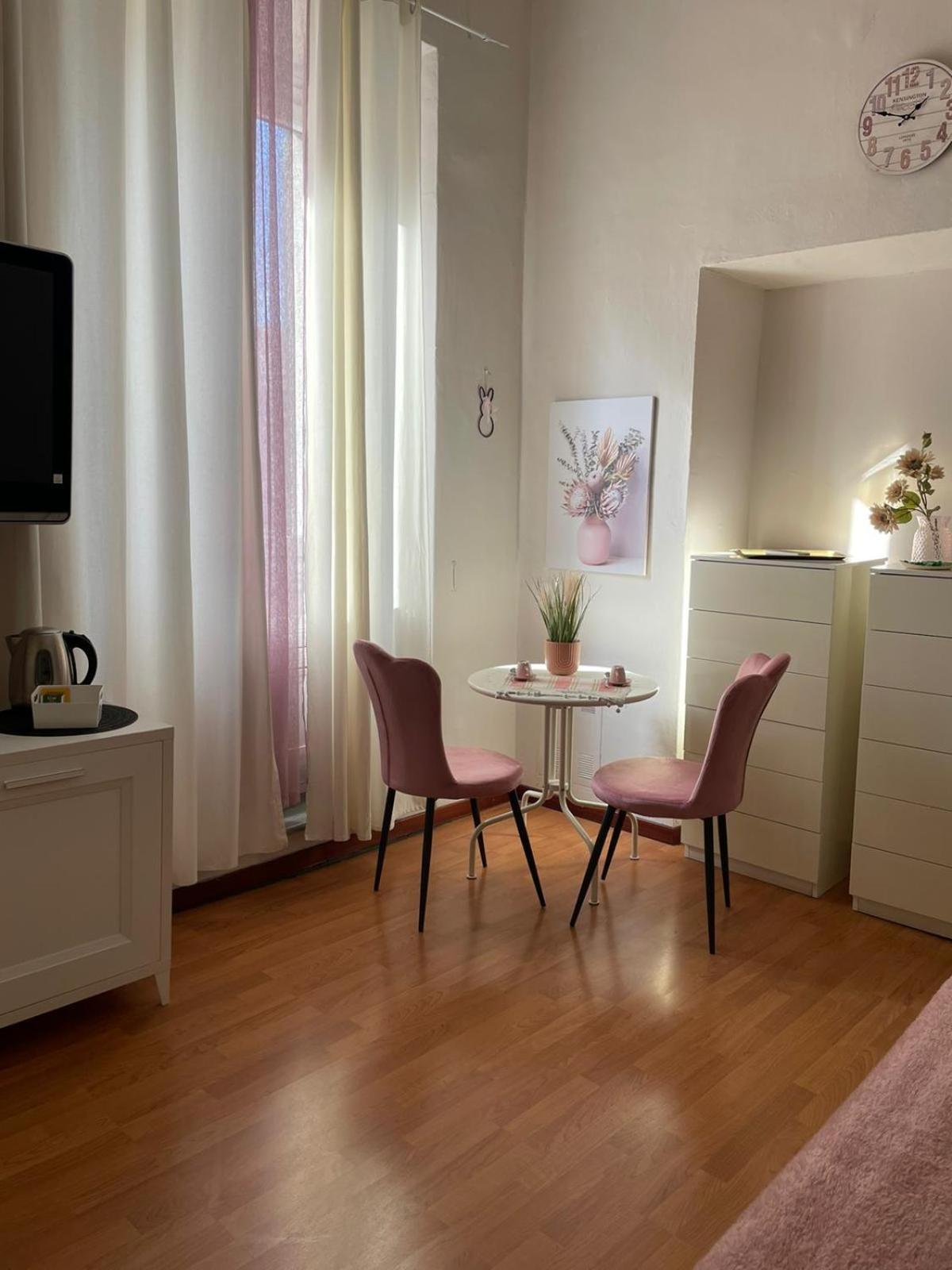 B&B Home XIX Нарні Екстер'єр фото